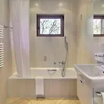 Spacious With Large Garden 4 Min Walk Cable Car