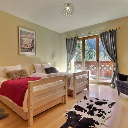 Spacious With Large Garden 4 Min Walk Cable Car شقة *